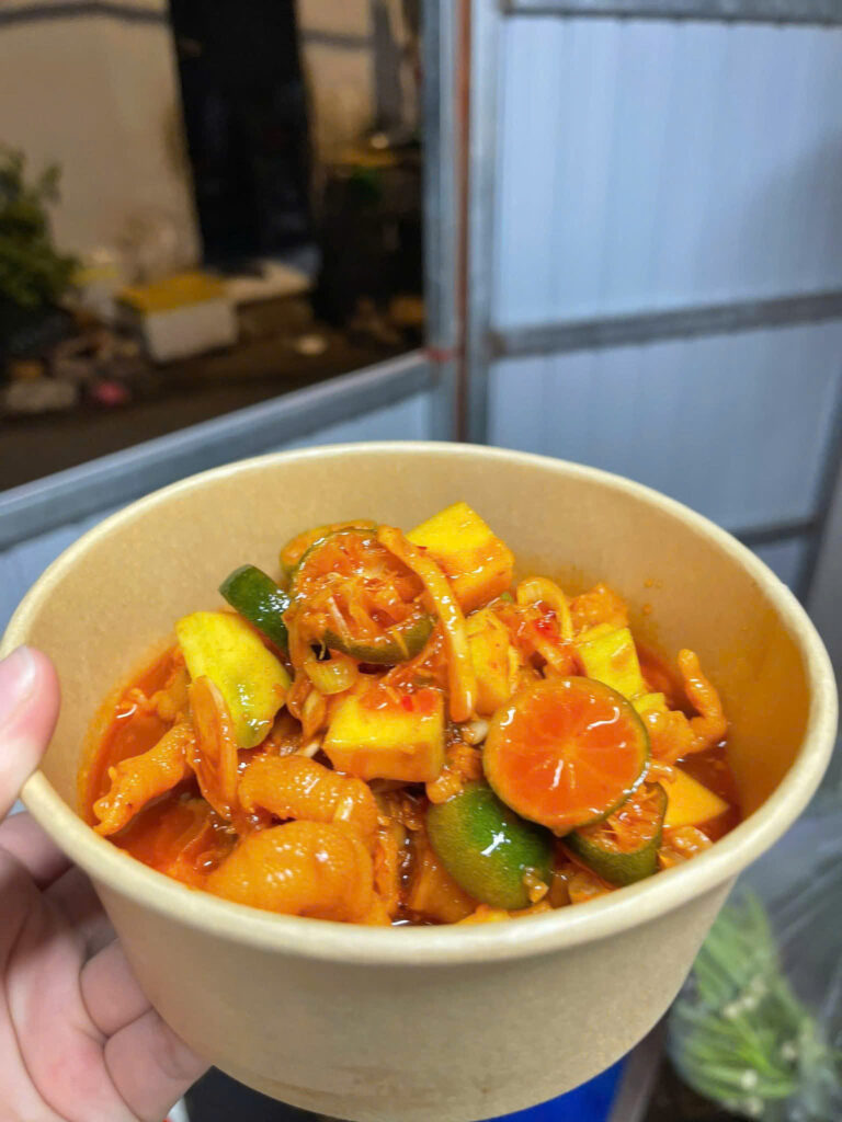 Review chân gà sốt Thái tại Chú Mập Ăn Vặt – món ăn vặt “gây nghiện” cho bữa tối tại Long Thành